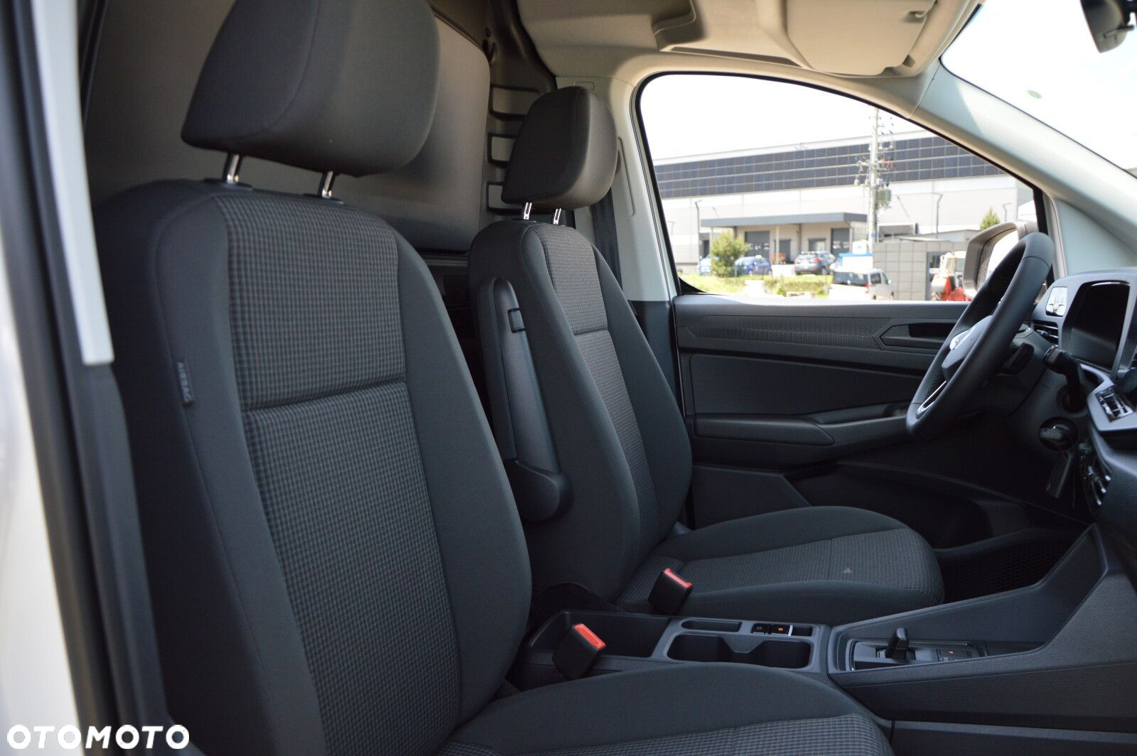 Volkswagen Caddy MAXI - 12