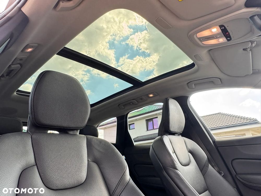 Volvo XC 60 B4 D AWD Inscription - 20
