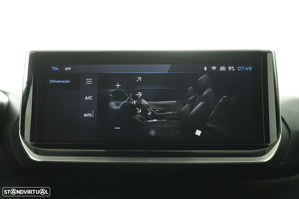 Peugeot 2008 1.2 PureTech Allure - 11