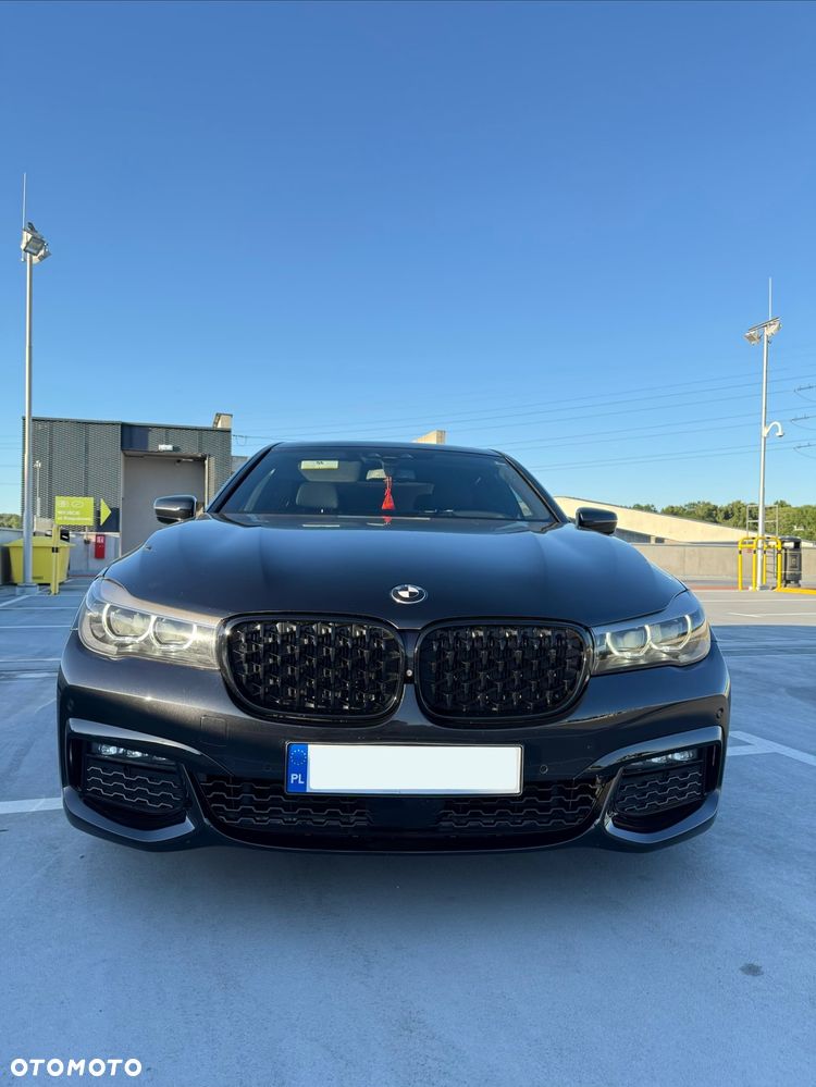 BMW Seria 7 740Li - 14