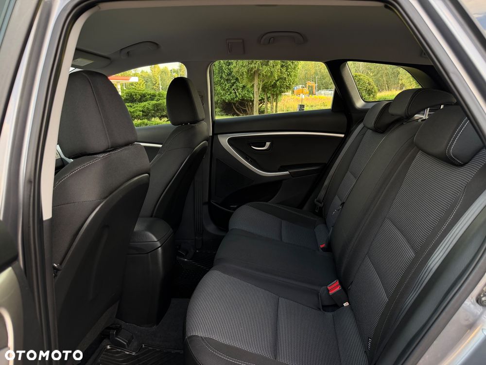 Hyundai i30 1.4 Fifa World Cup Edition - 17