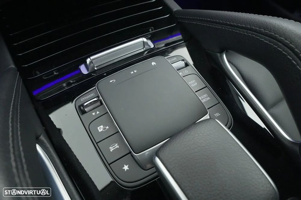 Mercedes-Benz GLE 300 d 4Matic - 29