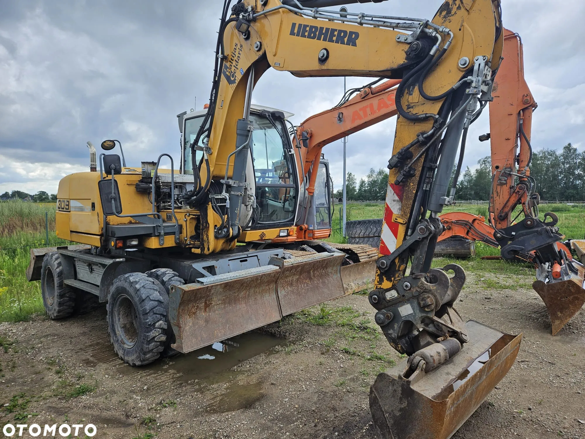 Liebherr 309 - 2