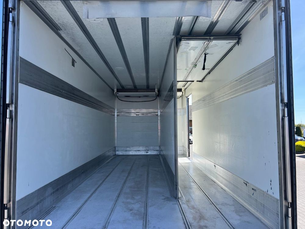 Iveco EUROCARGO 120E25 EURO 6 CHŁODNIA+WINDA+DRZWI+BOCZNE DRZWI 12.250 12-250 1225 - 10