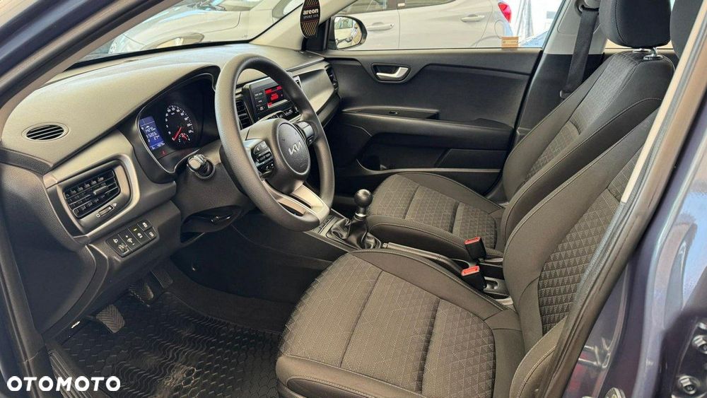 Kia Rio - 29