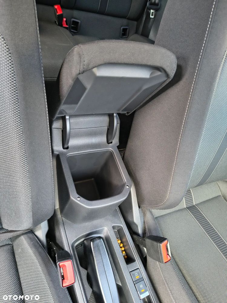 Volkswagen T-Roc ver-1-5-tsi-life - 15