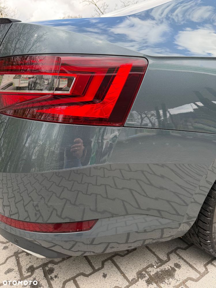 Skoda Superb 2.0 TSI Sportline DSG - 10
