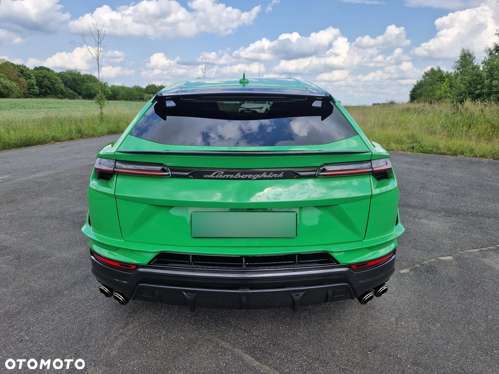 Lamborghini Urus - 21