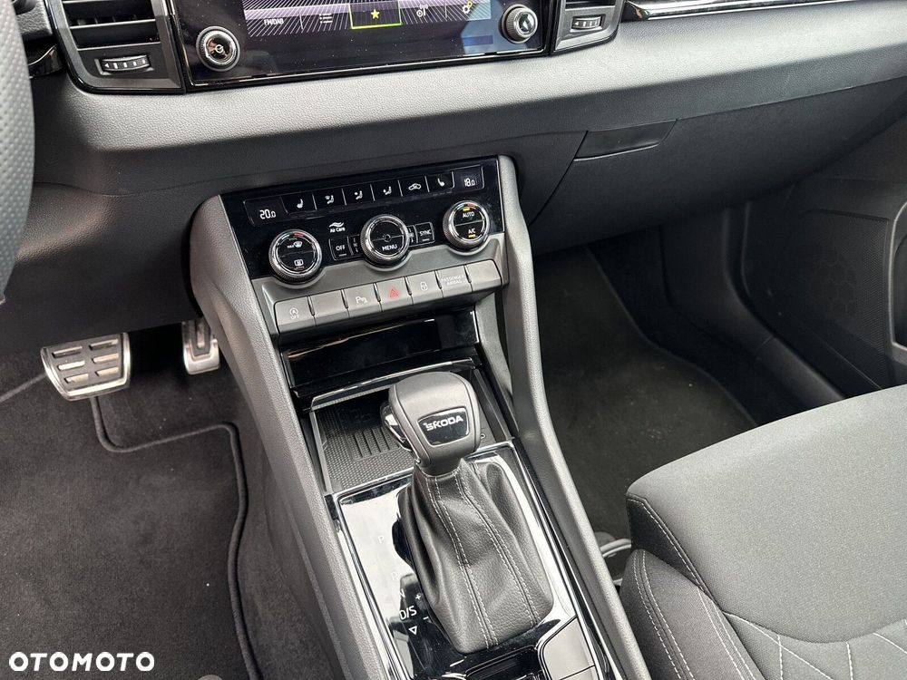 Skoda Karoq 1.5 TSI ACT Sportline DSG - 14