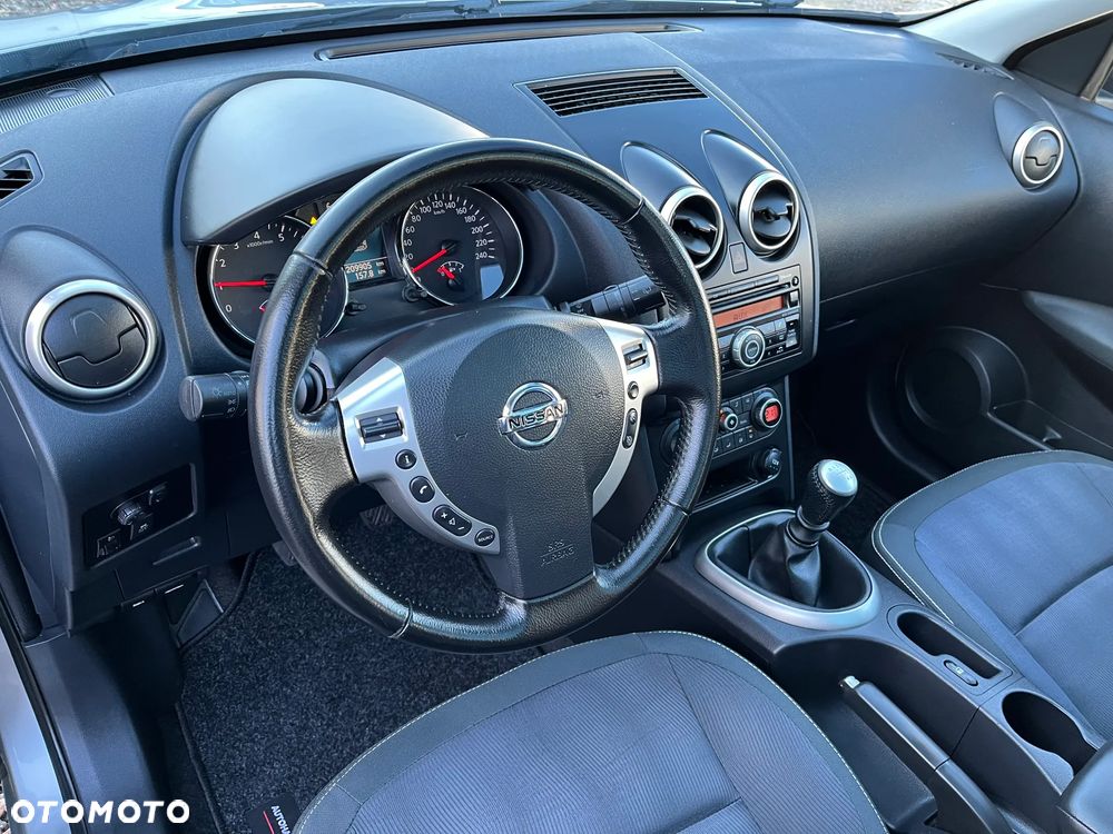 Nissan Qashqai+2 - 16