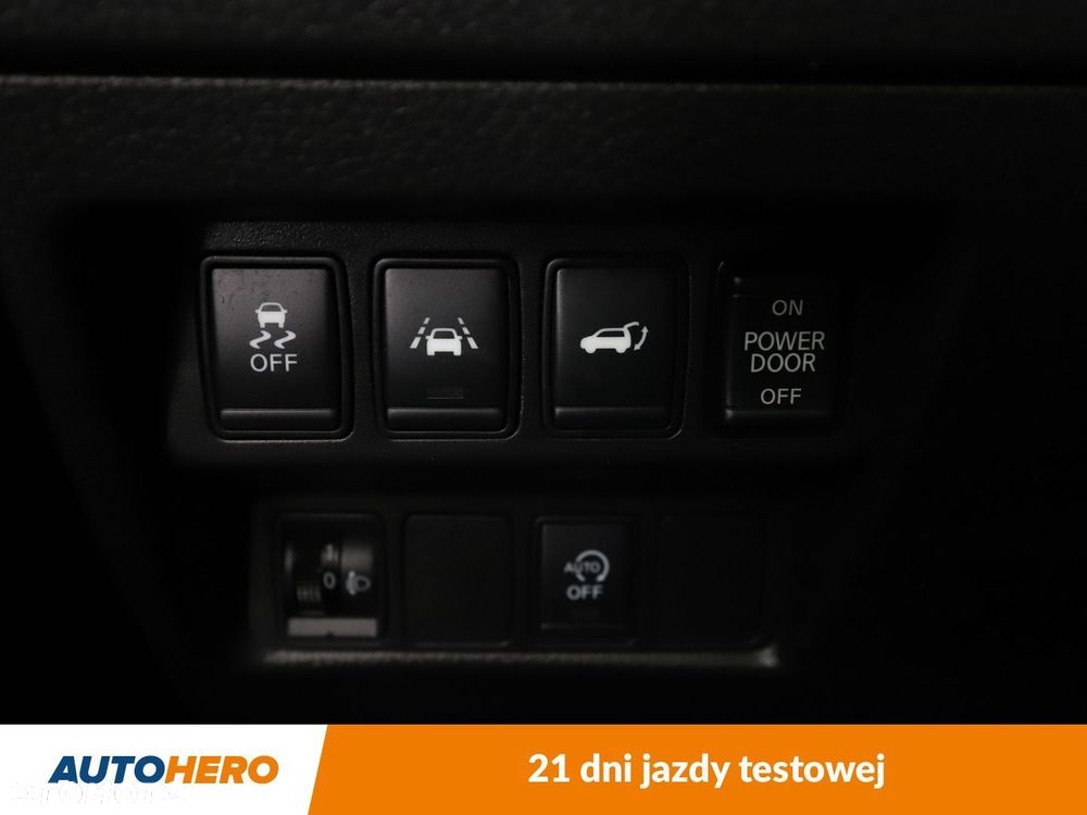 Nissan X-Trail 1.6 DIG-T N-Connecta 2WD - 29
