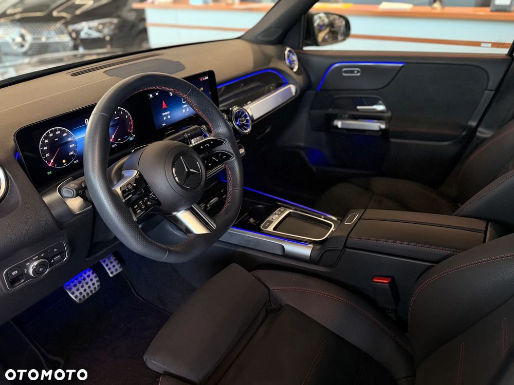 Mercedes-Benz GLB 200 AMG Line 7G-DCT - 14