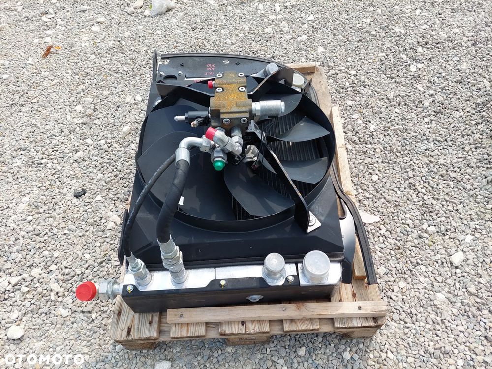 [12][61×94] Chłodnica cieczy oleju wody zespół chłodnic intercooler Manitou MLT 630, 730 [PGI 51149] - 6