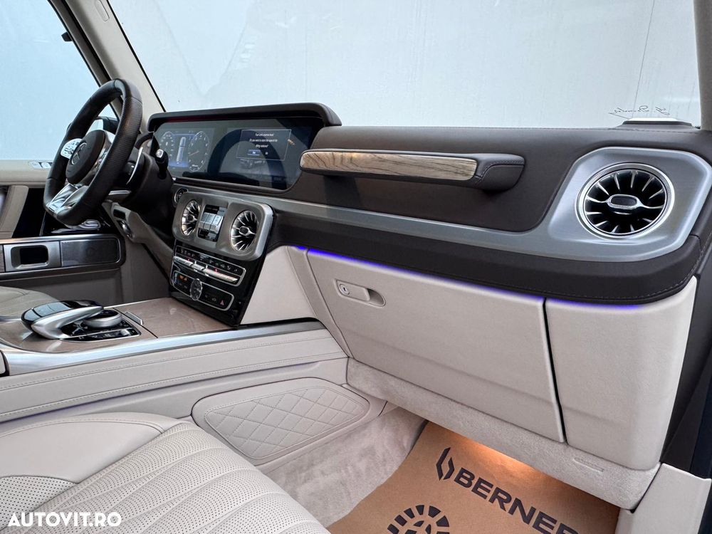 Mercedes-Benz G - 24