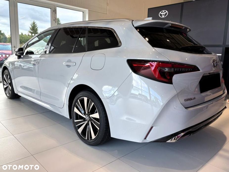 Toyota Corolla - 5