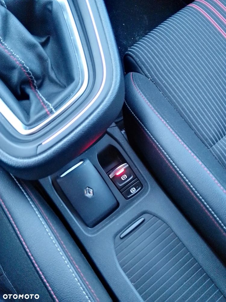 Renault Clio BLUE dCi 115 BUSINESS EDITION - 23