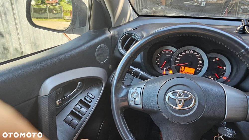 Toyota RAV4 2.2 D-CAT X Platinium - 8