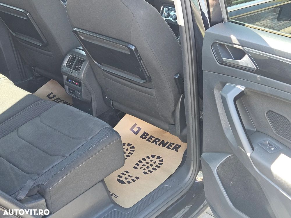 Volkswagen Tiguan - 10