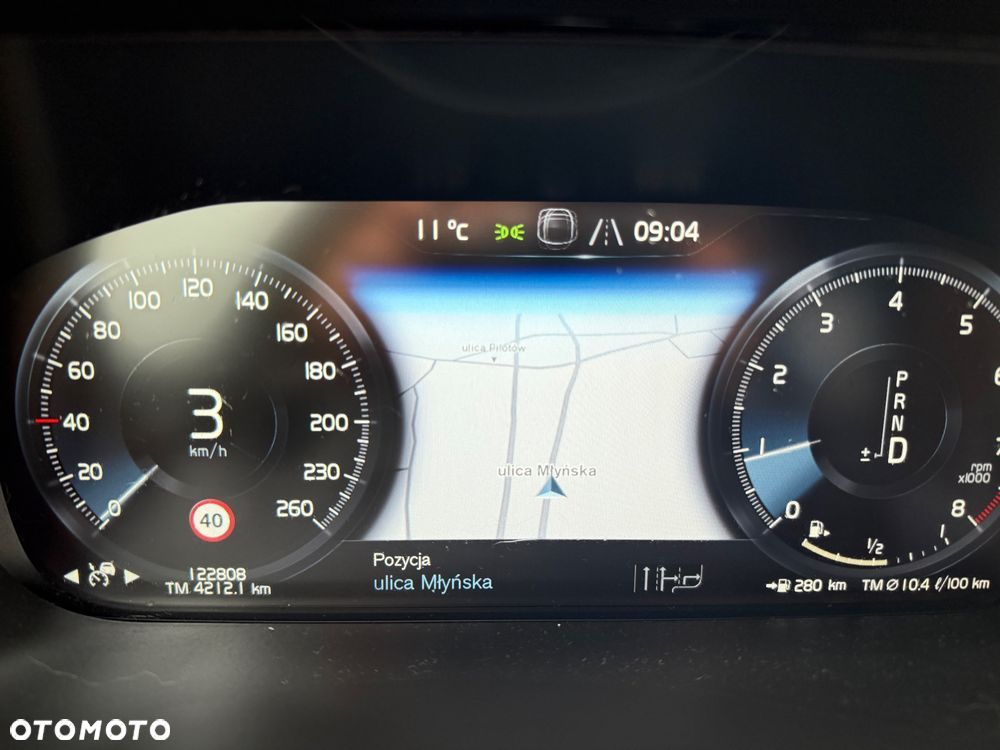 Volvo XC 60 T5 R-Design - 8