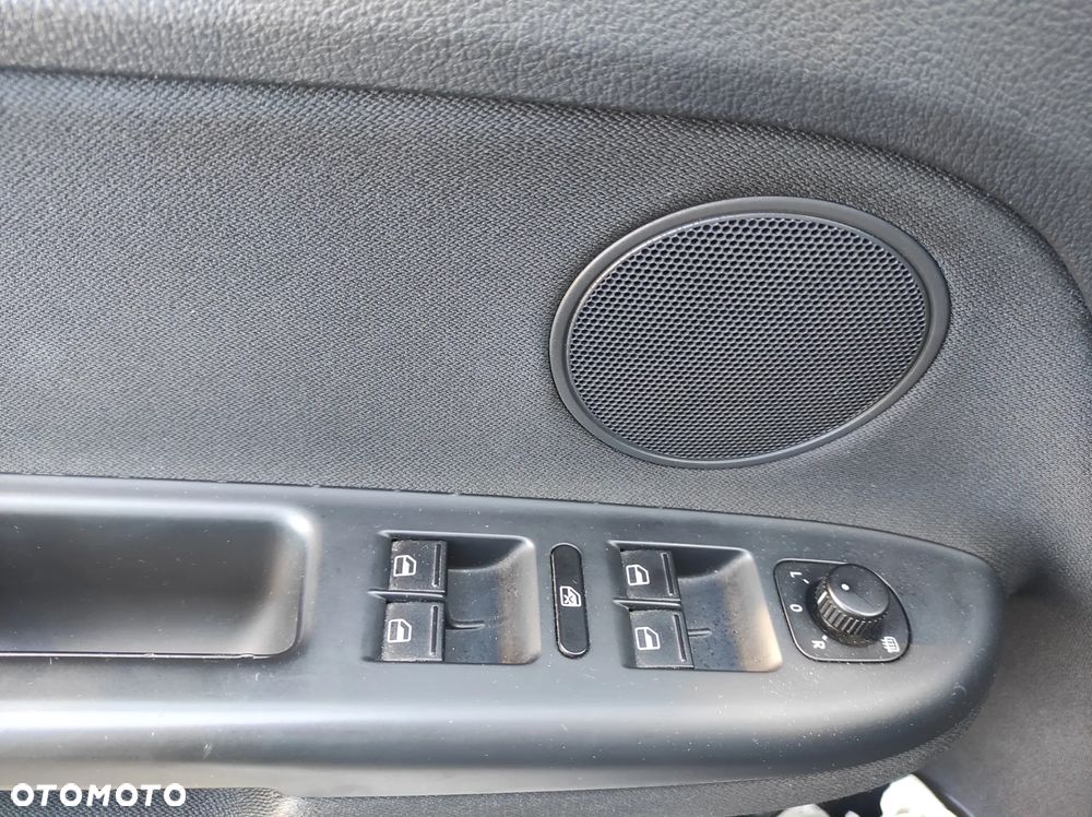 Volkswagen Golf Plus 1.4 TSI Comfortline DSG - 9