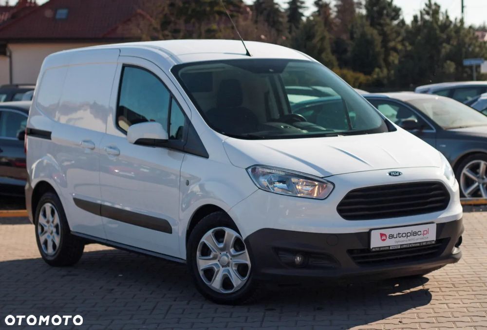 Ford Transit Courier - 8