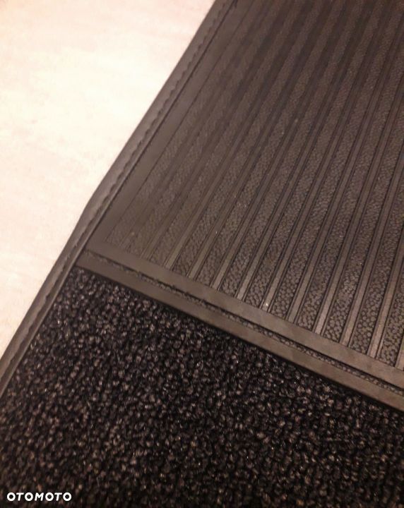 DYWANIK PODŁOGA DYWANIKI MERCEDES W114 W115 COUPE - 3