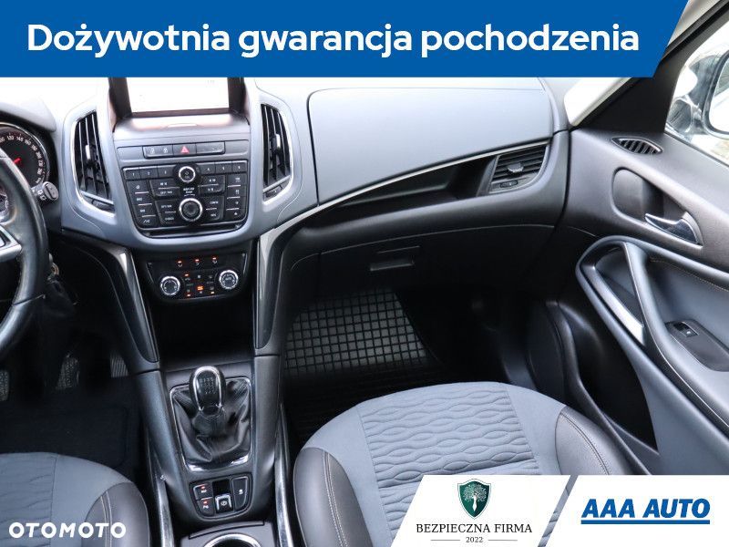 Opel Zafira - 9