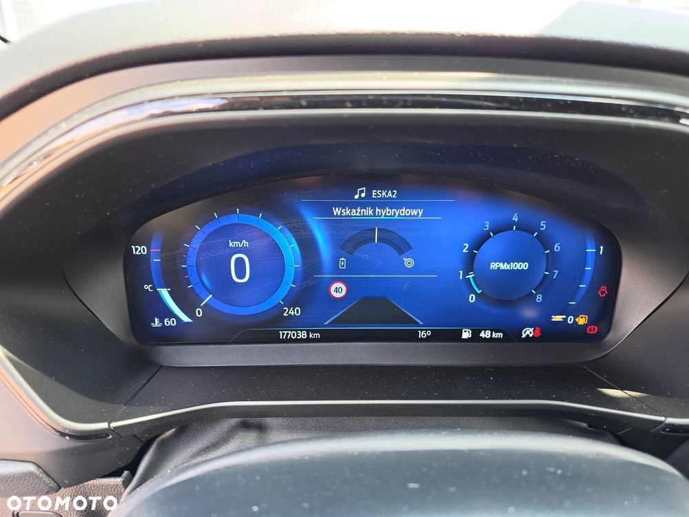 Ford Focus 1.0 EcoBoost mHEV ST-Line X - 11