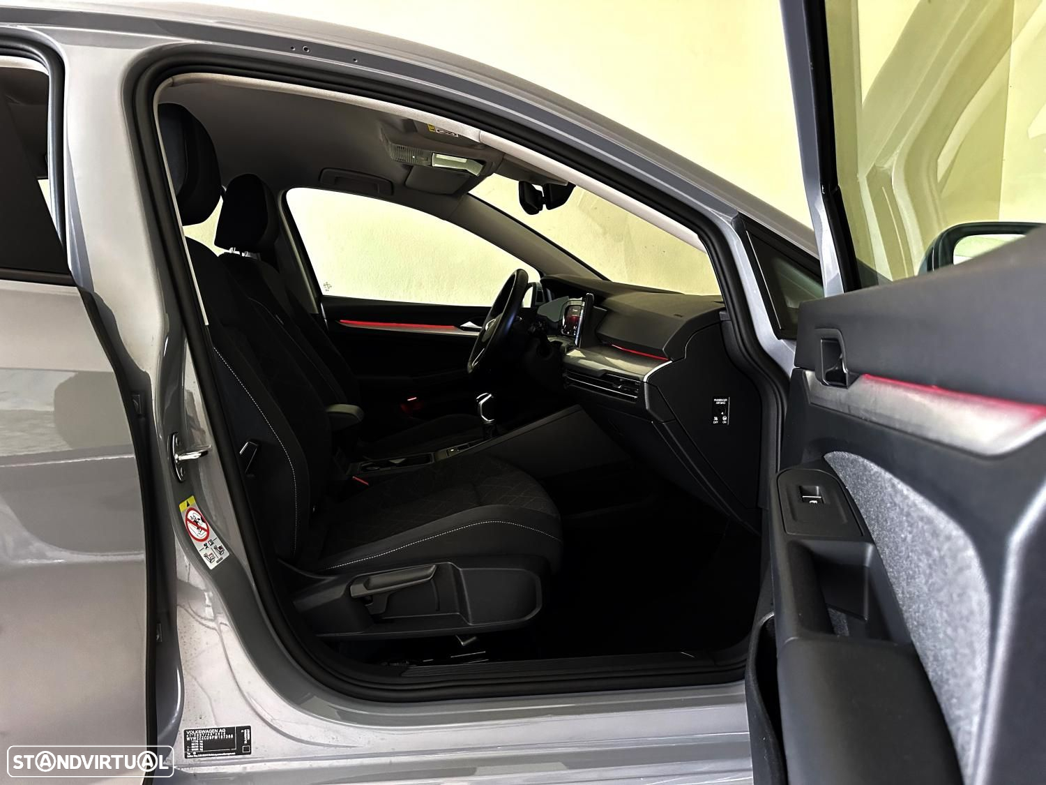 VW Golf 1.0 TSI Life - 22