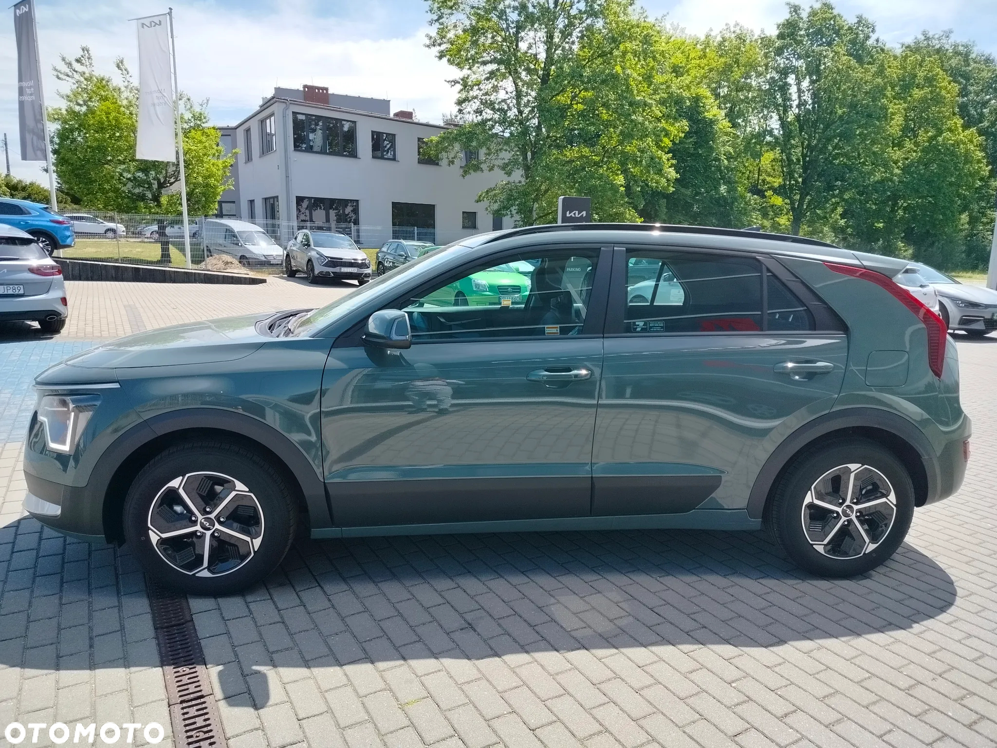 Kia Niro 1.6 GDI Hybrid M - 2