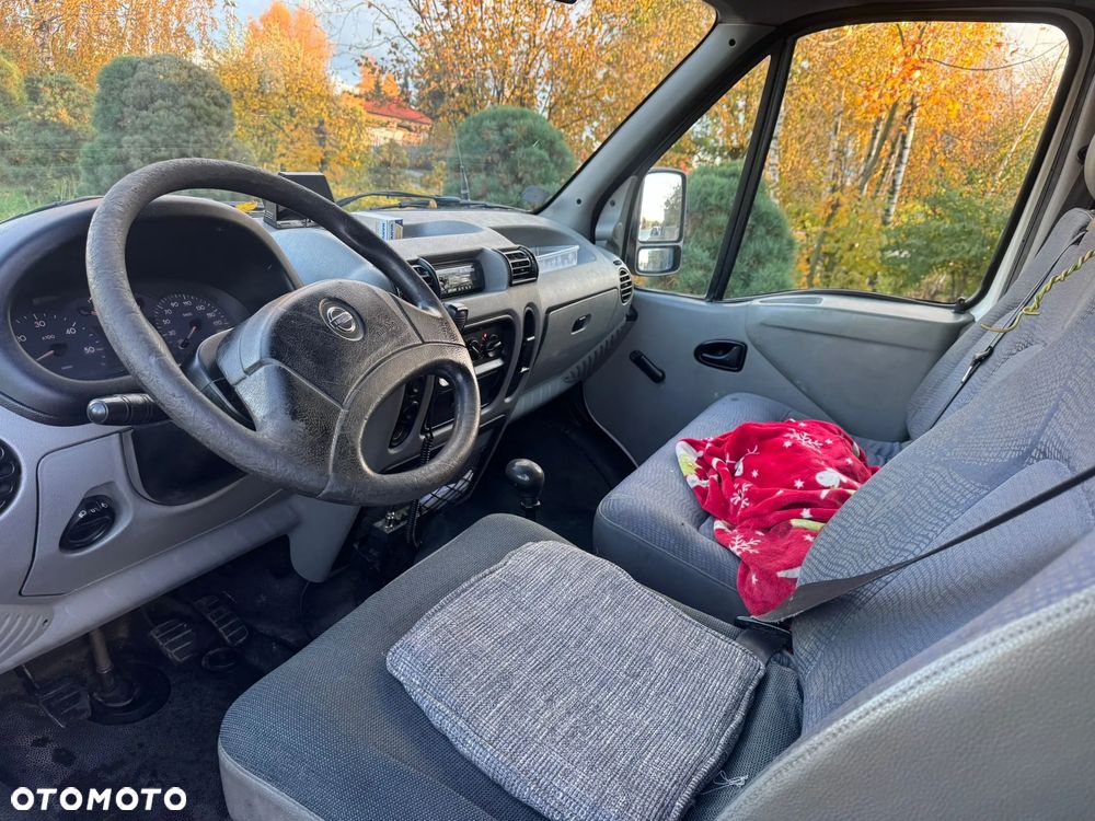 Nissan INTERSTAR 2.5 DCIG - 4