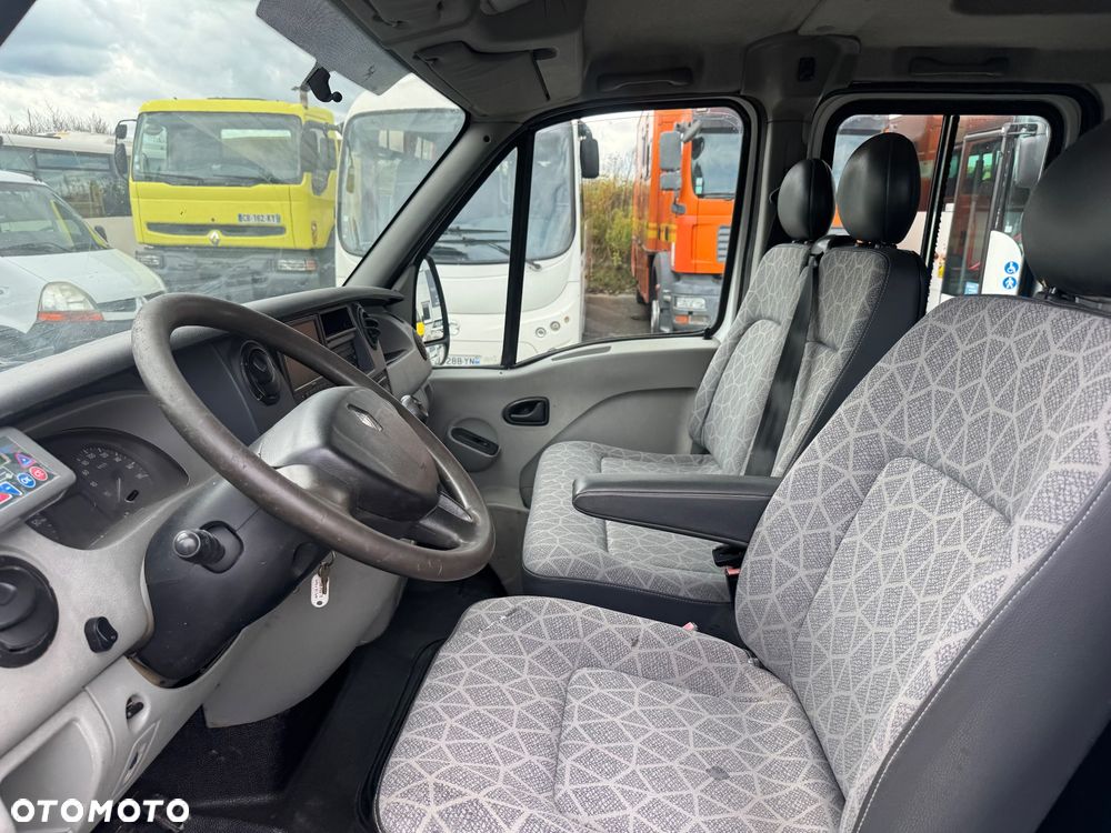 Renault Master 2009 r. kraty wywóz liści Wywrotka Kiper Brygadówka 7 Osobowy Dubelkabina Dobelkabina Wywrot Doka - 13