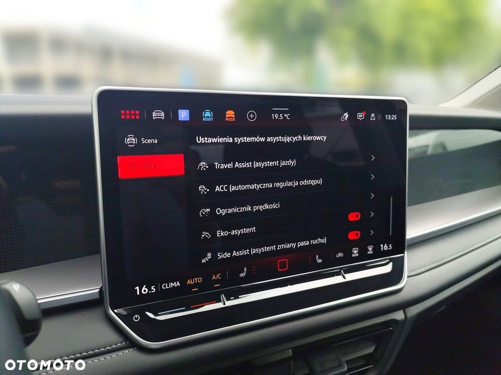 Volkswagen Tayron 1.5 eTSI mHEV Life DSG - 25