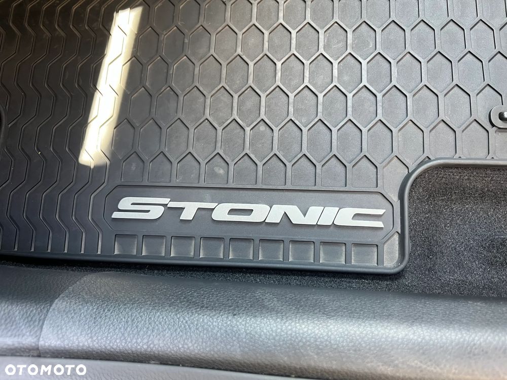 Kia Stonic 1.2 M - 30
