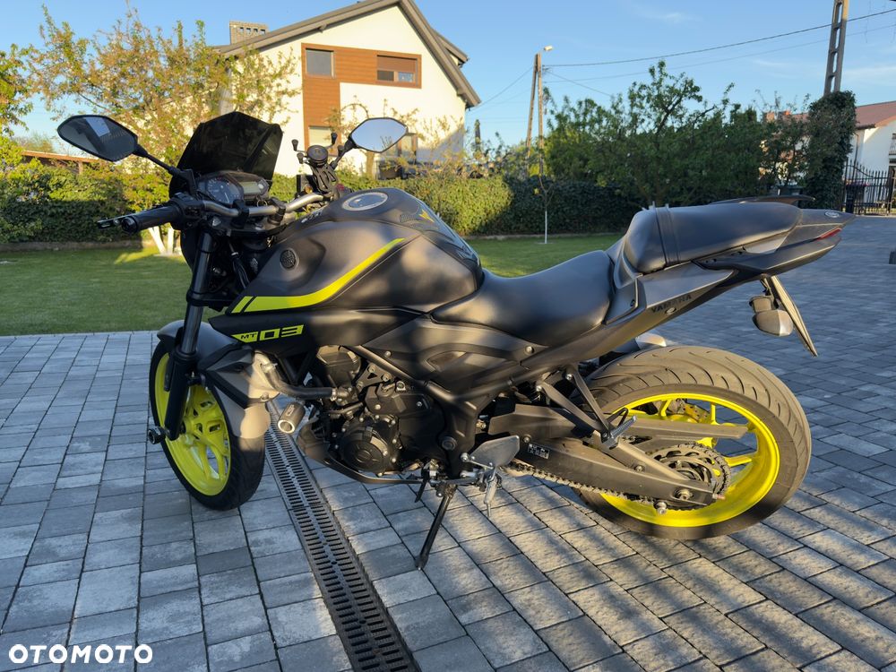 Yamaha MT - 2