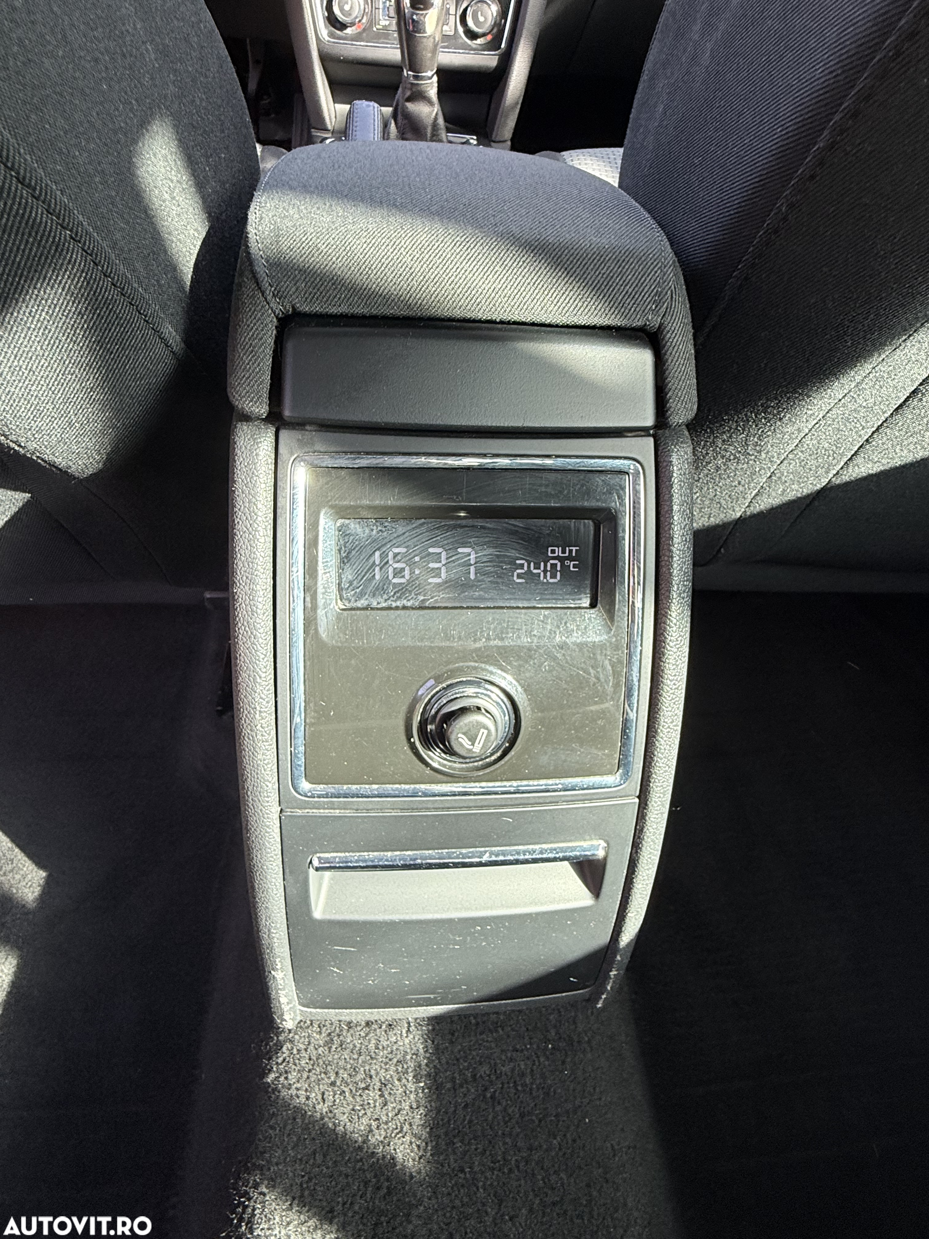 Skoda Superb 2.0 TDI Comfort - 15