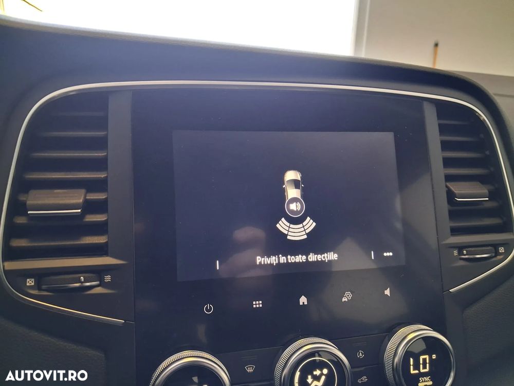 Renault Megane BLUE dCi 115 Techno - 21