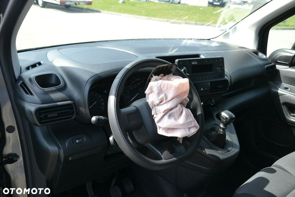 Toyota Proace City - 17