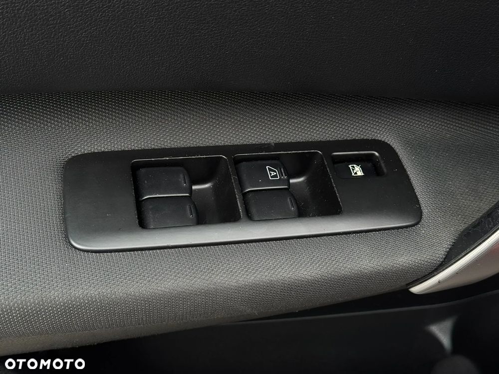 Nissan Qashqai 2.0 I-Way CVT - 30
