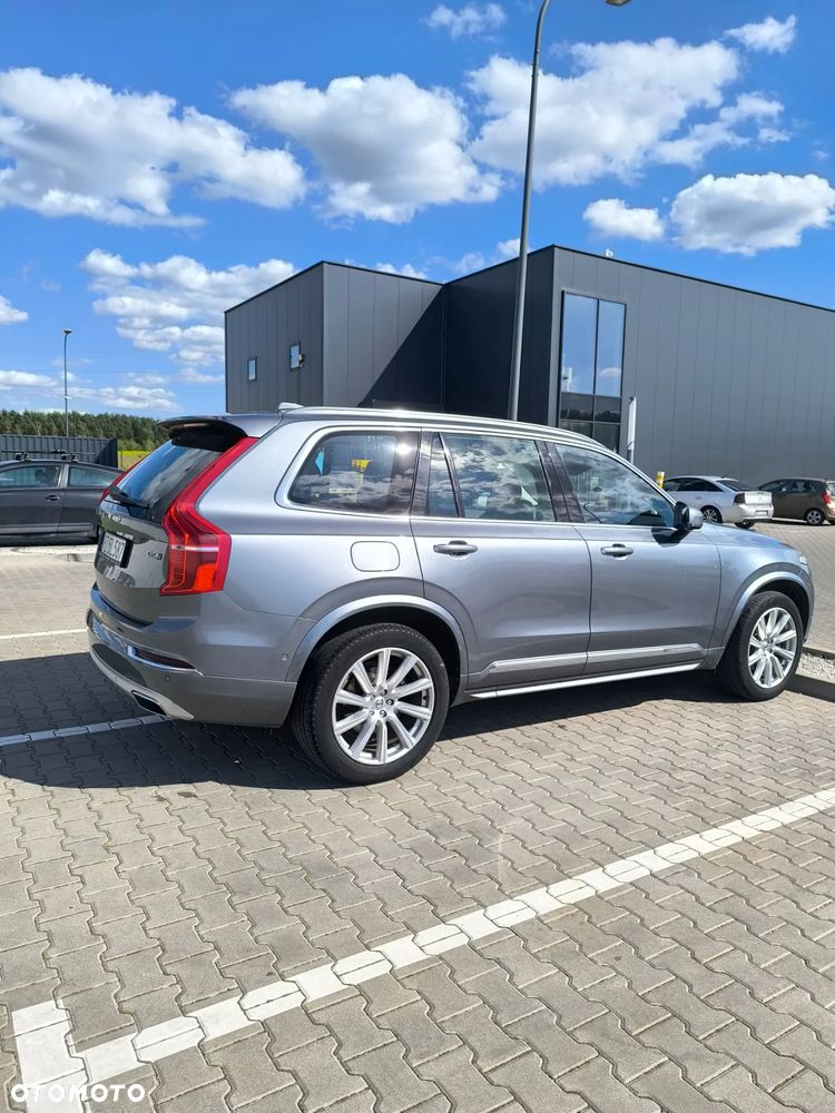 Volvo XC 90 - 4