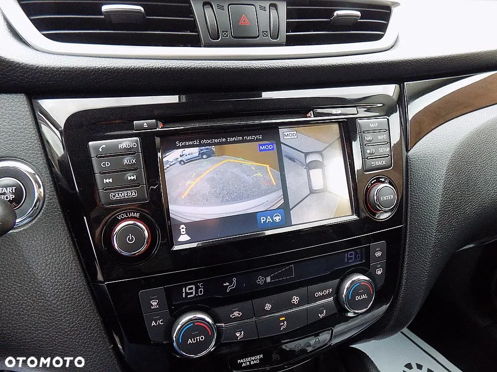 Nissan Qashqai 1.2 DIG-T N-Connecta - 17