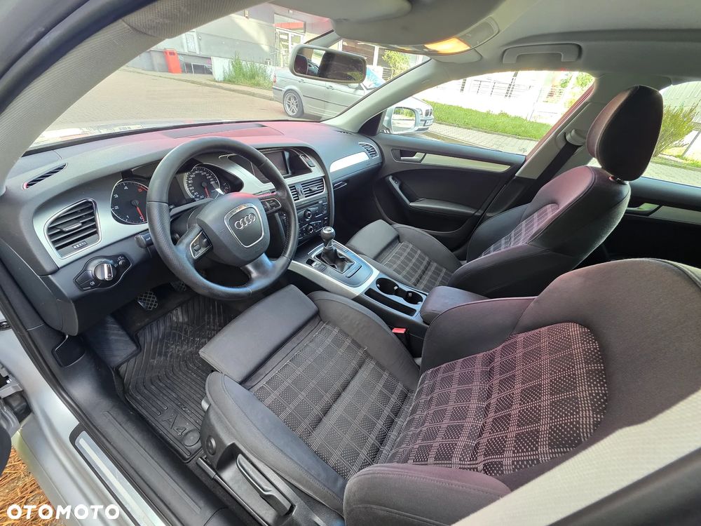 Audi A4 Avant 2.0 TDI e DPF S line Sportpaket - 9