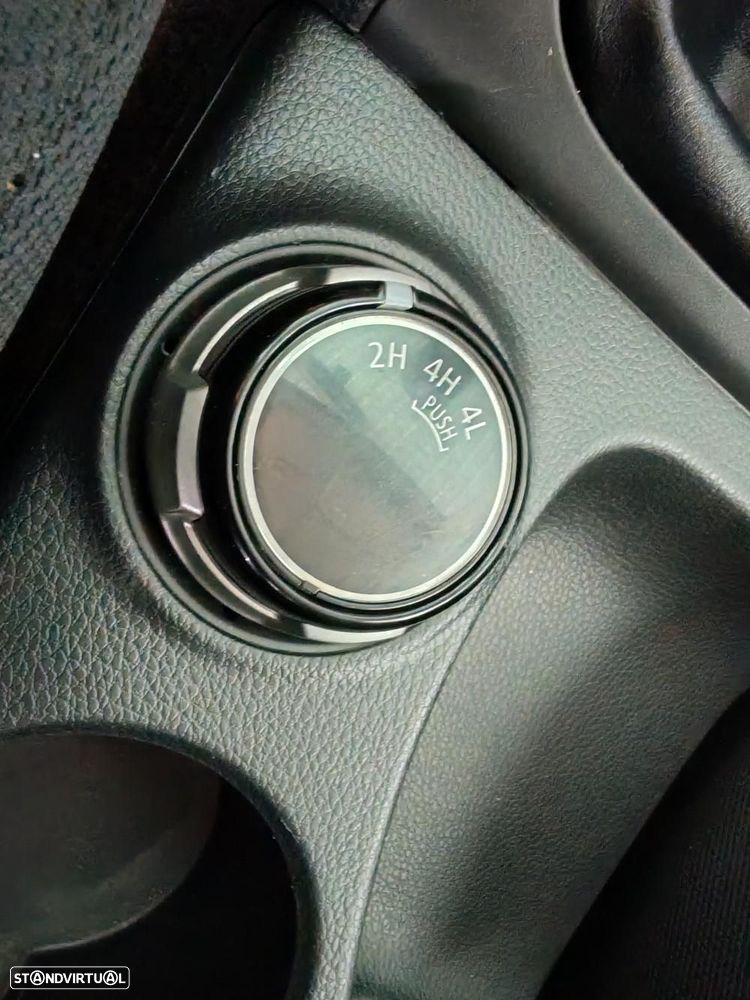 Mitsubishi L200 2.4 DI-D CE 4WD 3L - 15