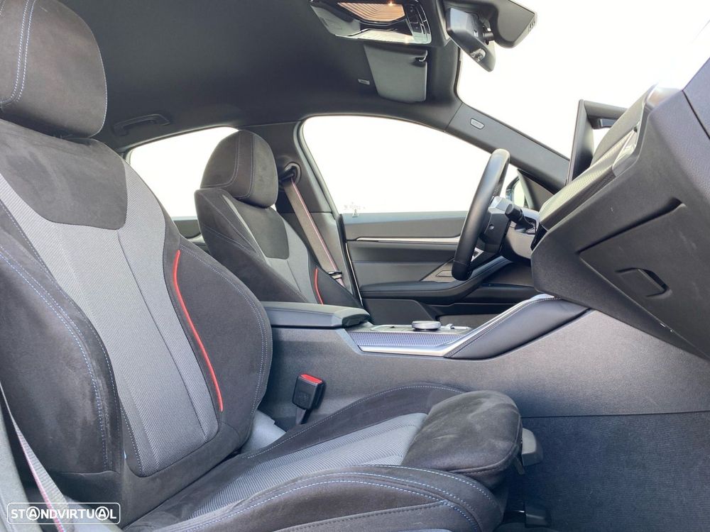 BMW i4 eDrive40 Pack Desportivo M Pro - 15