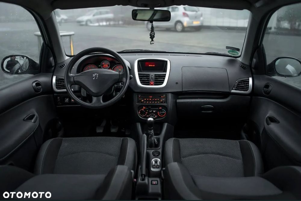 Peugeot 206 plus - 5