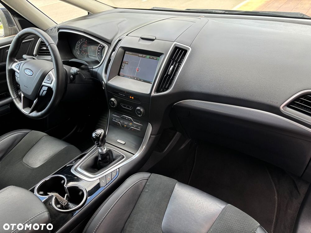 Ford S-Max 2.0 TDCi Titanium - 36