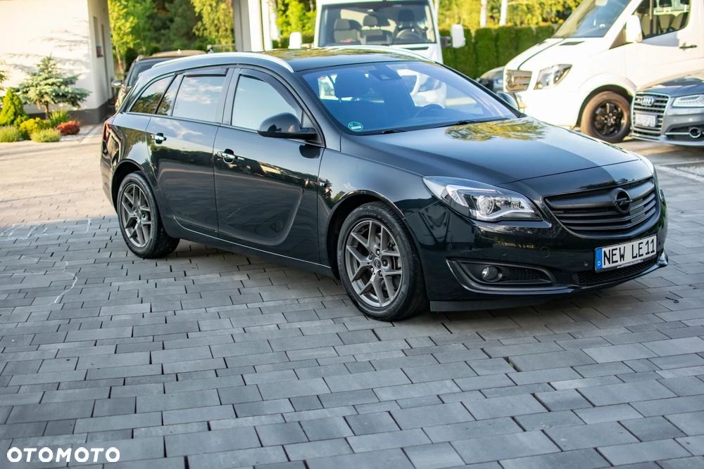 Opel Insignia - 25