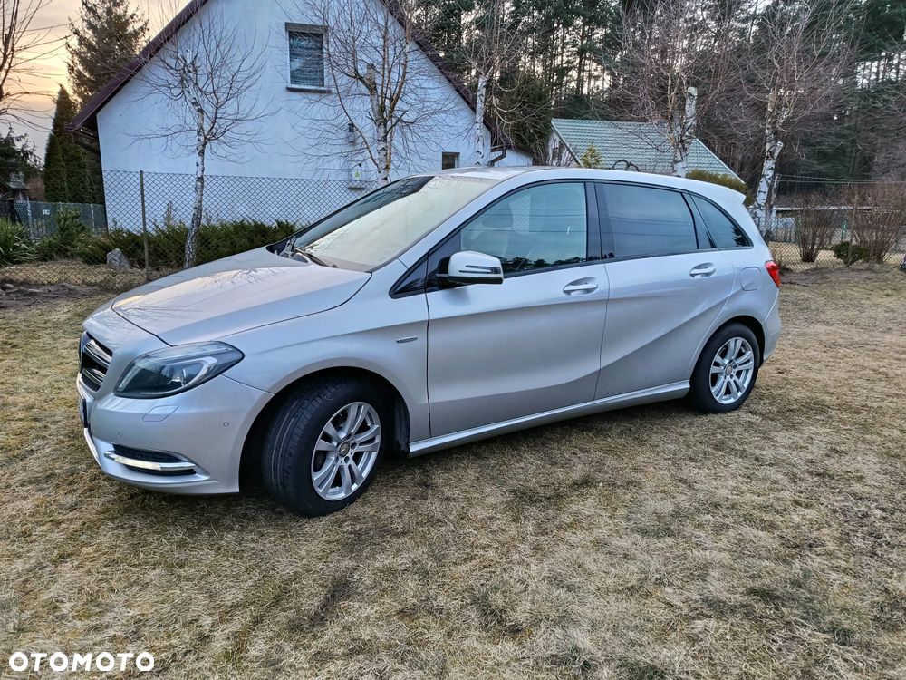 Mercedes-Benz Klasa B 180 CDI (BlueEFFICIENCY) - 5