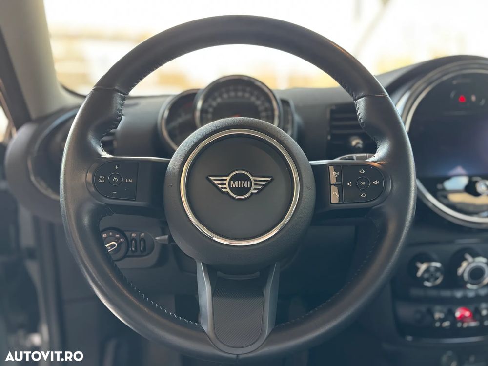 Mini Clubman One Essential Trim - 16