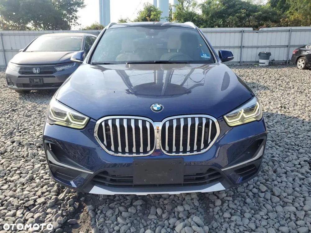 BMW X1 xDrive25i GPF Sport Line sport - 4